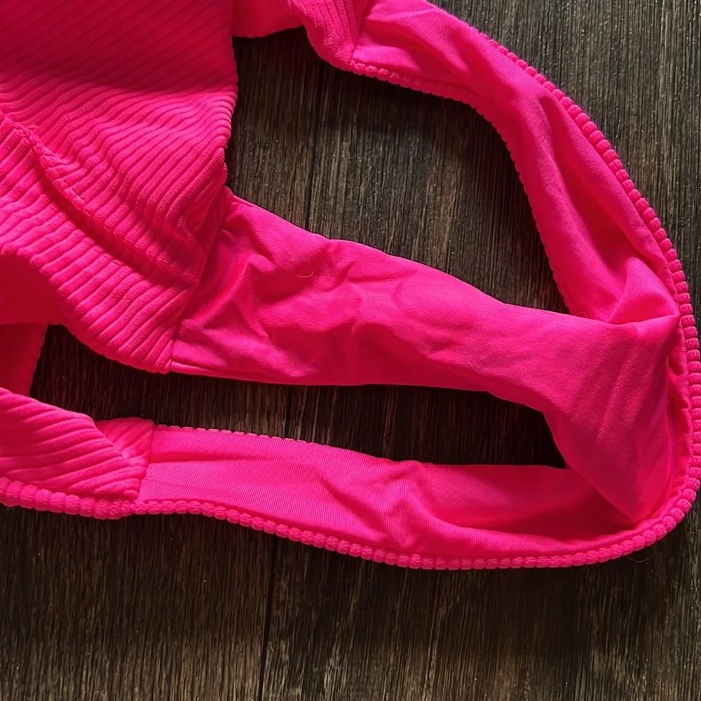 Frankie’s Hot Pink Bottoms